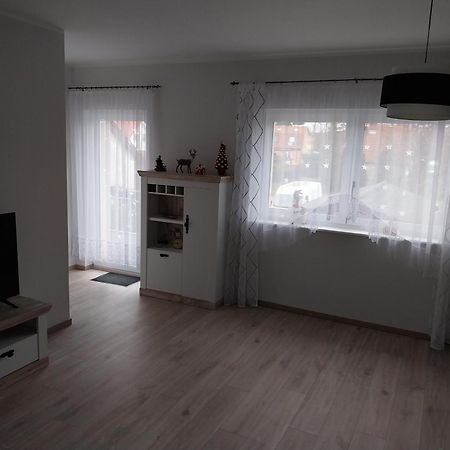 Ferienwohnung Lindenblick アーレンスフェルデ エクステリア 写真