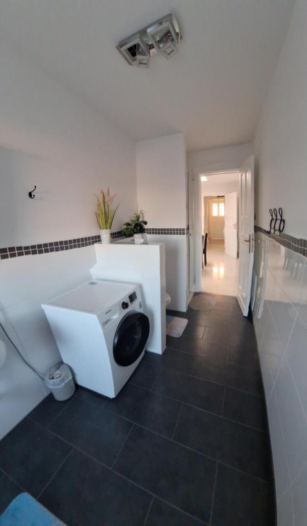Ferienwohnung Lindenblick アーレンスフェルデ エクステリア 写真